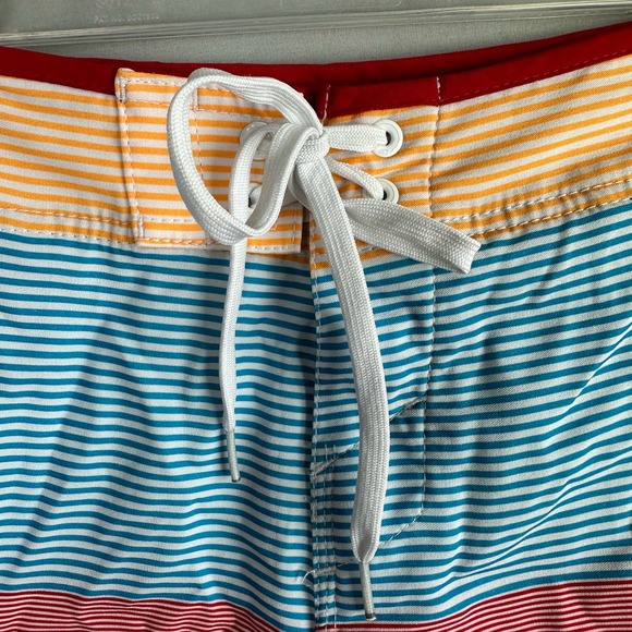 O’Neill Hyperfreak Santa Cruz Men’s 30 Board Shorts Stretch Color Block Stripes - Picture 2 of 8